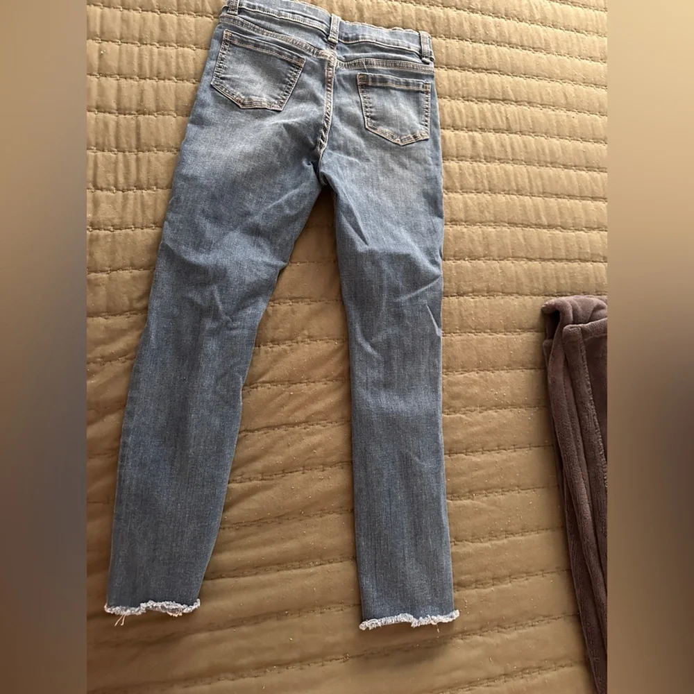 Girl’s Thereabouts High Rise Rippes Skinny Jeans - Picture 2 of 5